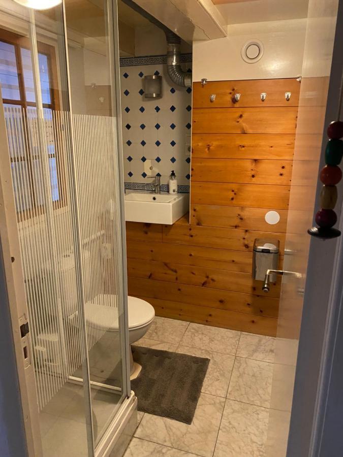 Truelove Guesthouse Amsterdam Bagian luar foto