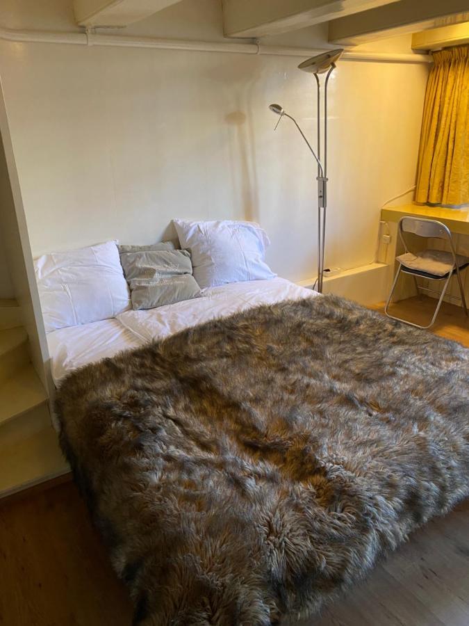 Truelove Guesthouse Amsterdam Bagian luar foto