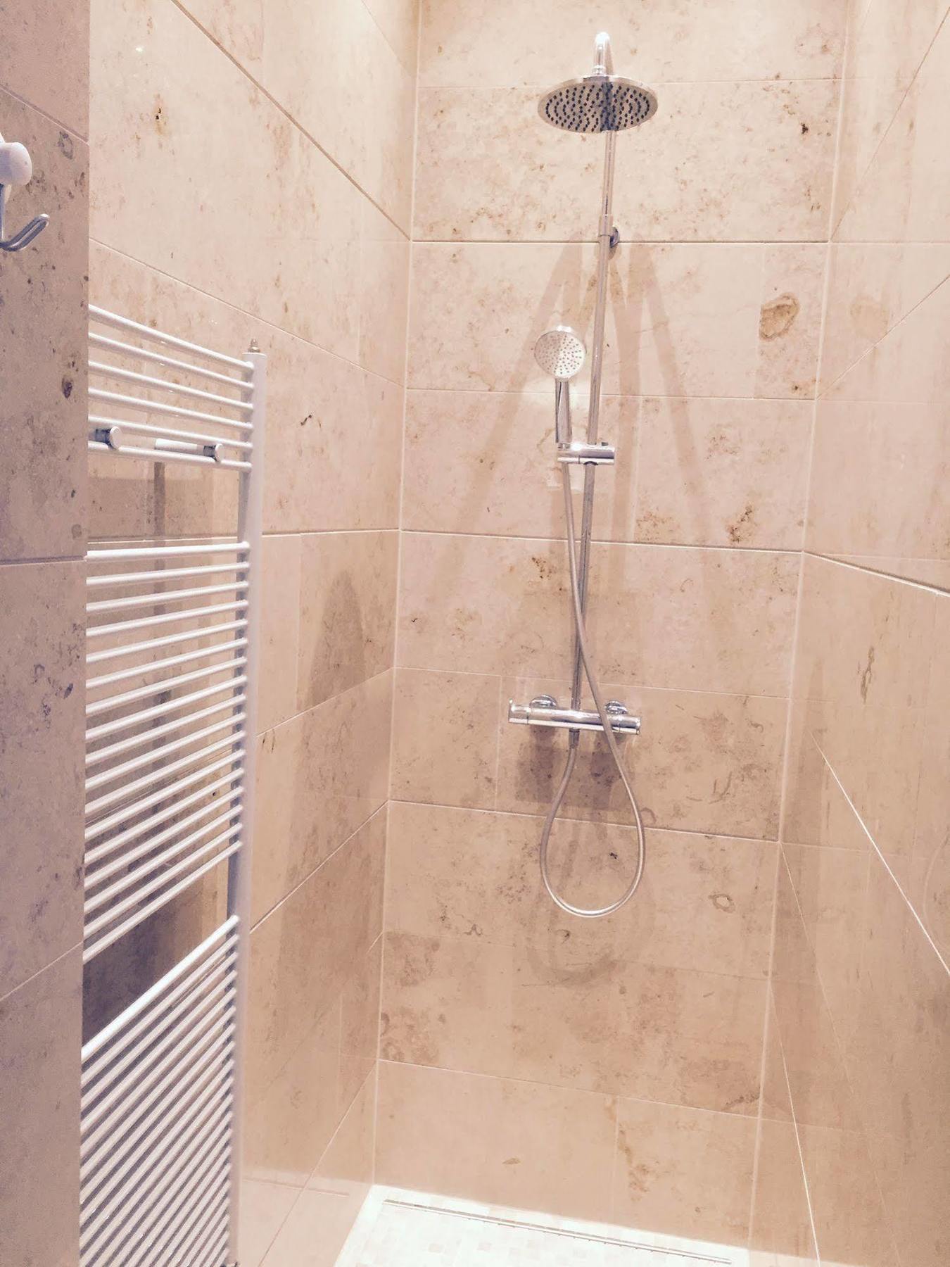 Truelove Guesthouse Amsterdam Bagian luar foto